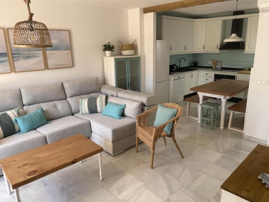 فيلا Casa Lola Conil, Azotea Al Mar Y Parking Solo Familias O Parejas كونيل ذي لا فرونتيرا المظهر الخارجي الصورة