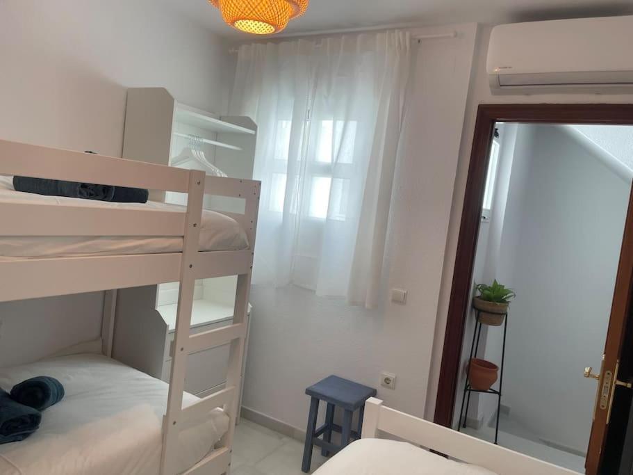 فيلا Casa Lola Conil, Azotea Al Mar Y Parking Solo Familias O Parejas كونيل ذي لا فرونتيرا المظهر الخارجي الصورة