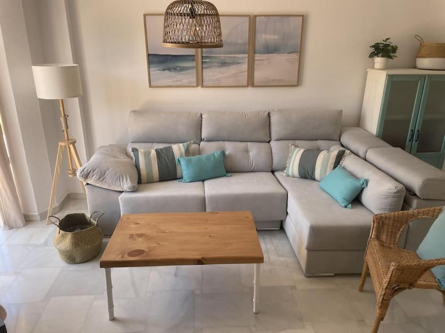 فيلا Casa Lola Conil, Azotea Al Mar Y Parking Solo Familias O Parejas كونيل ذي لا فرونتيرا المظهر الخارجي الصورة