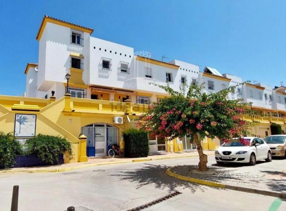 فيلا Casa Lola Conil, Azotea Al Mar Y Parking Solo Familias O Parejas كونيل ذي لا فرونتيرا المظهر الخارجي الصورة